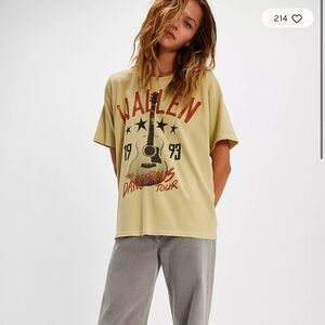 Free People Daydreamer Morgan Wallen Dangerous Tour Tee * flaws*